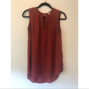 Burnt orange/red high-low tank blouse